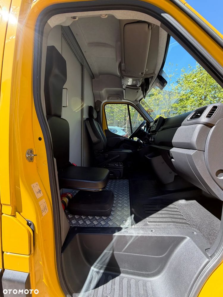 Renault e-Master - 23