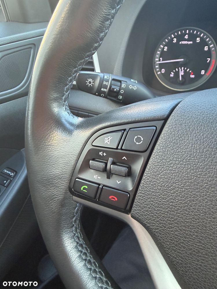 Hyundai Tucson blue 1.6 GDi 2WD Navi - 24
