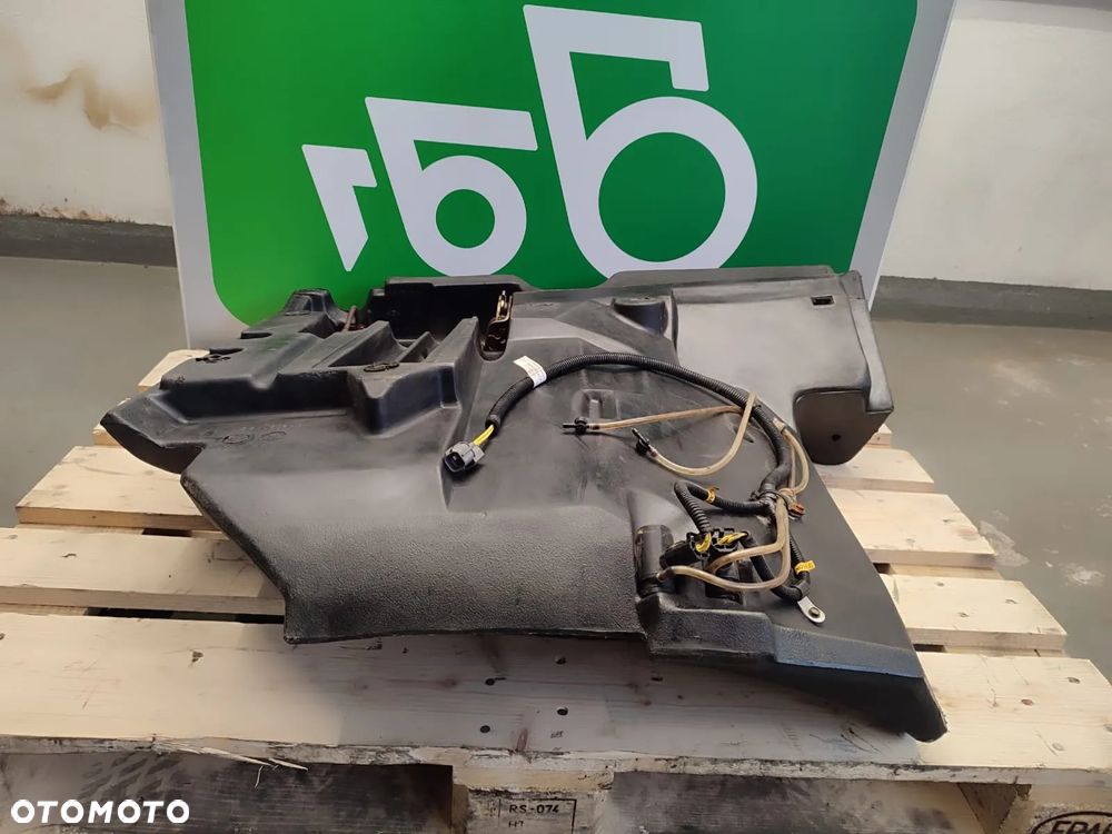 Zbiornik spryskiwaczy 33131286 ładowarka teleskopowa JCB - 2