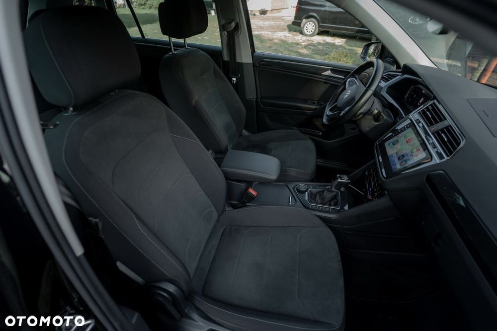 Volkswagen Tiguan 2.0 TDI SCR 4MotION DSG Elegance - 18
