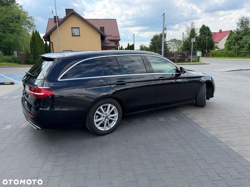Mercedes-Benz Klasa E 220 d 9G-TRONIC Avantgarde - 5