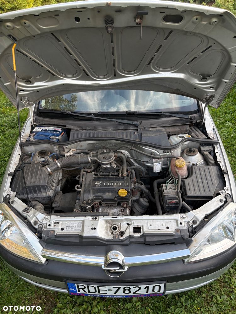 Opel Corsa - 11