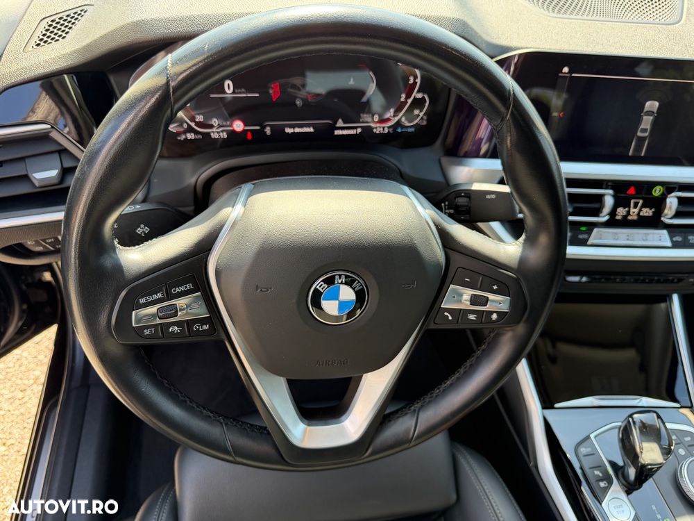 BMW Seria 3 330e xDrive Aut. - 13