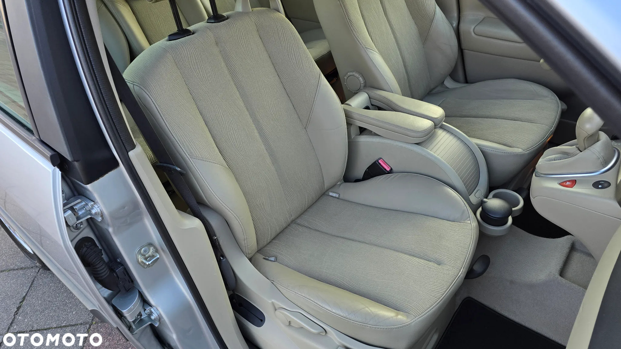 Renault Scenic 2.0 16V Dynamique - 23