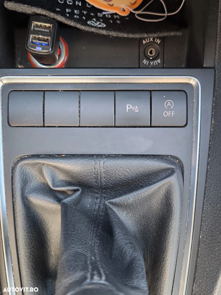 Volkswagen Jetta 1.2 TSI Comfortline - 14