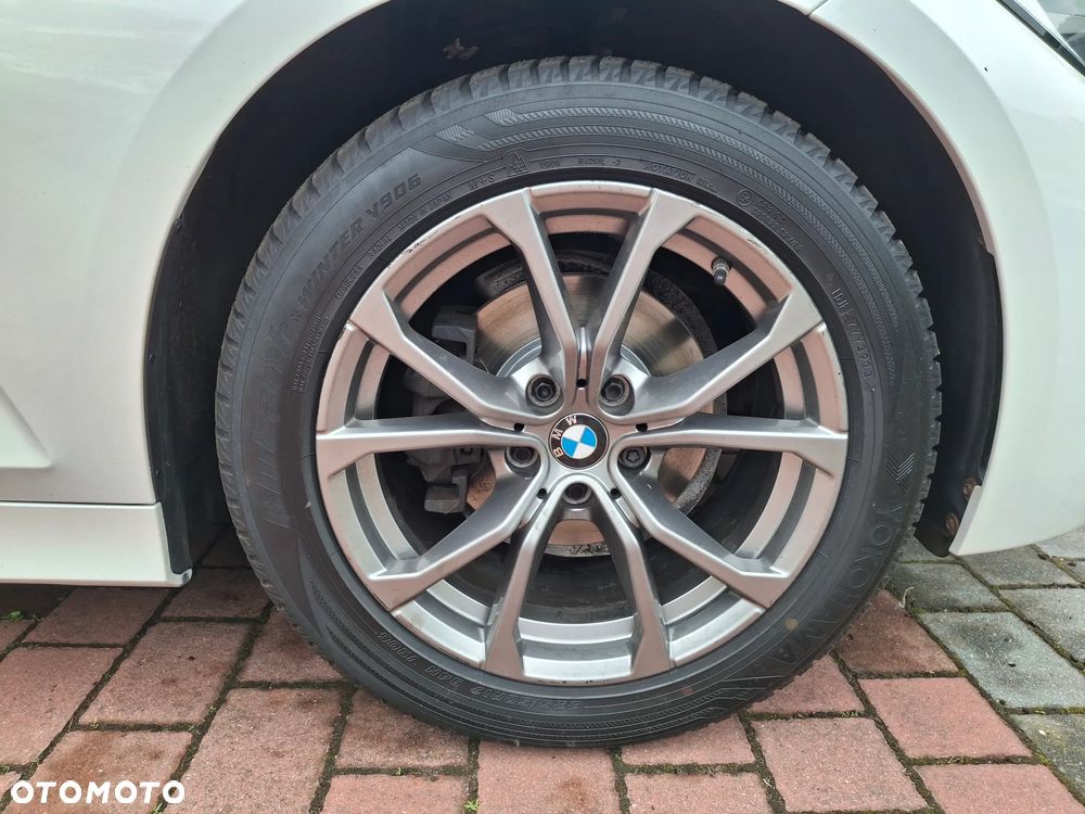 BMW Seria 3 318i Sport Line - 14