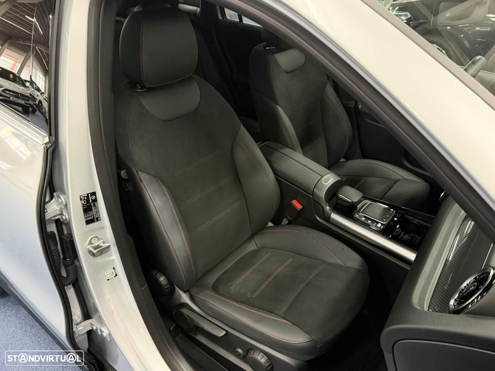 Mercedes-Benz GLA 250 e AMG Line - 40