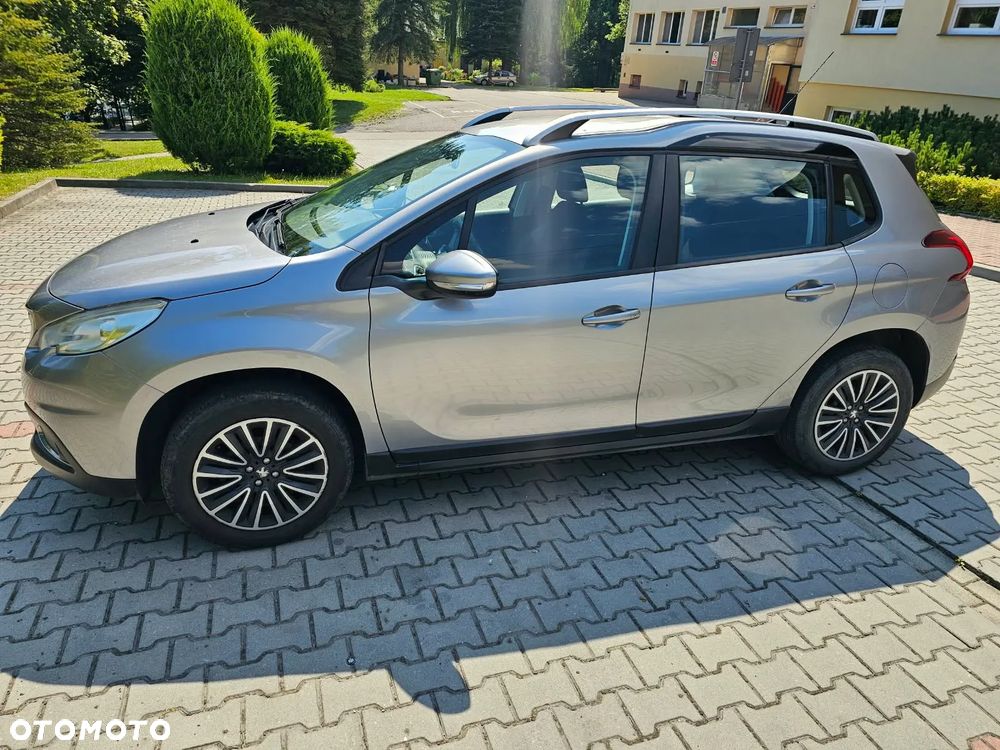 Peugeot 2008 1.2 Pure Tech Active S&S - 3