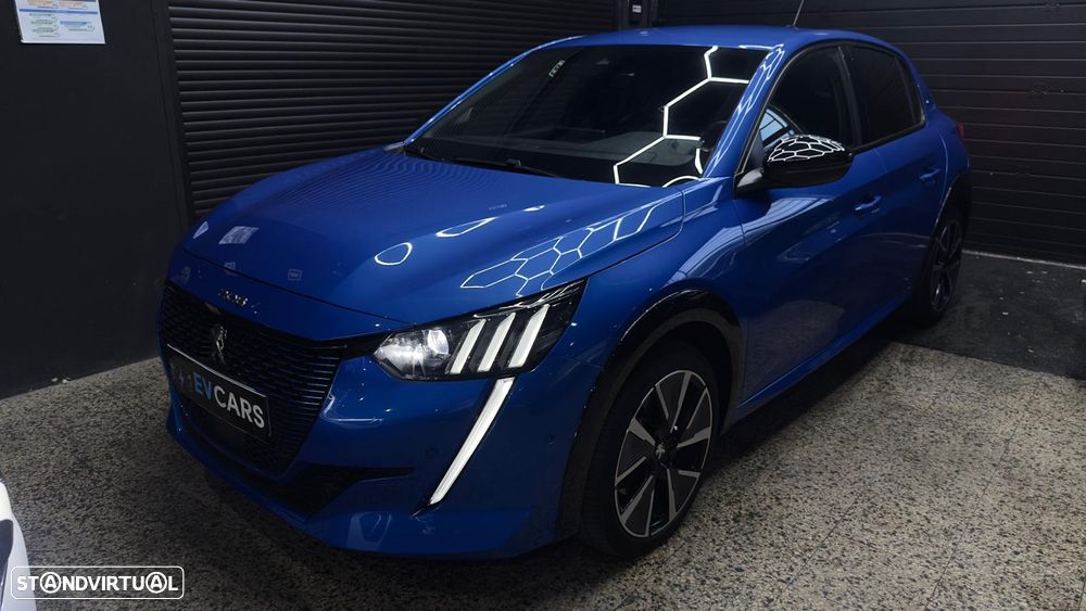 Peugeot e-208 GT - 22