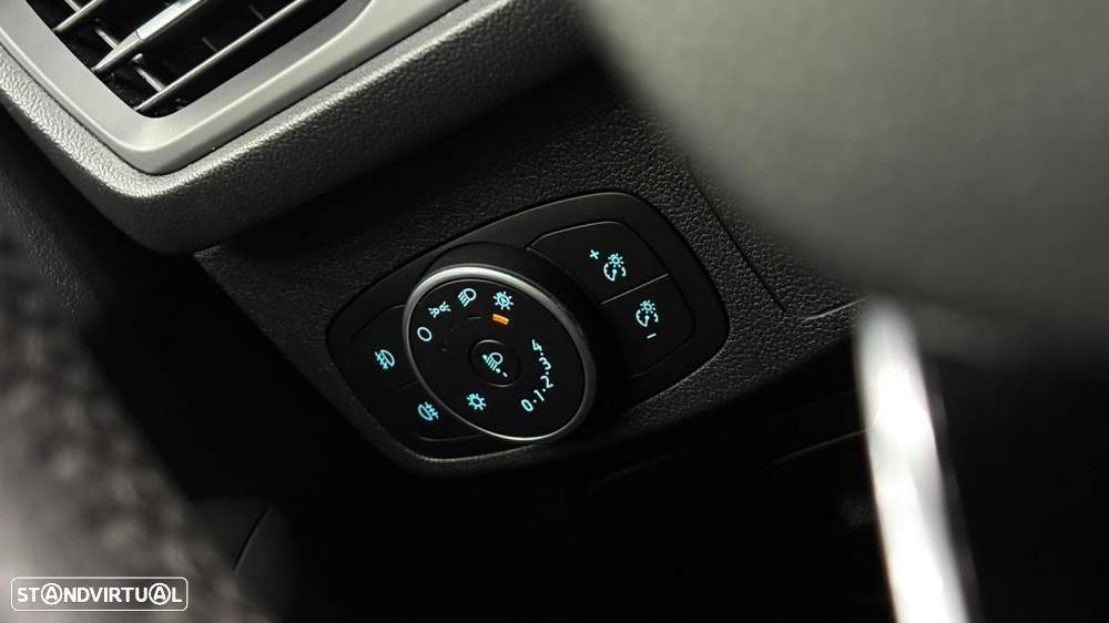 Ford Focus 1.0 EcoBoost Active - 23
