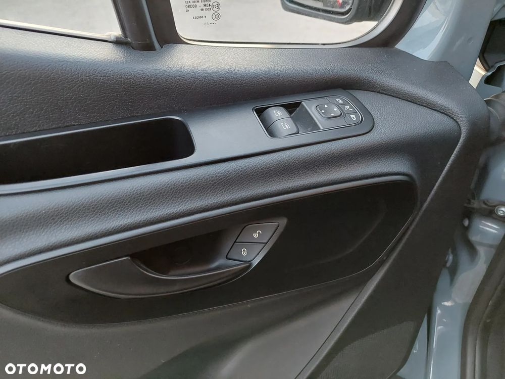 Mercedes-Benz Sprinter - 10