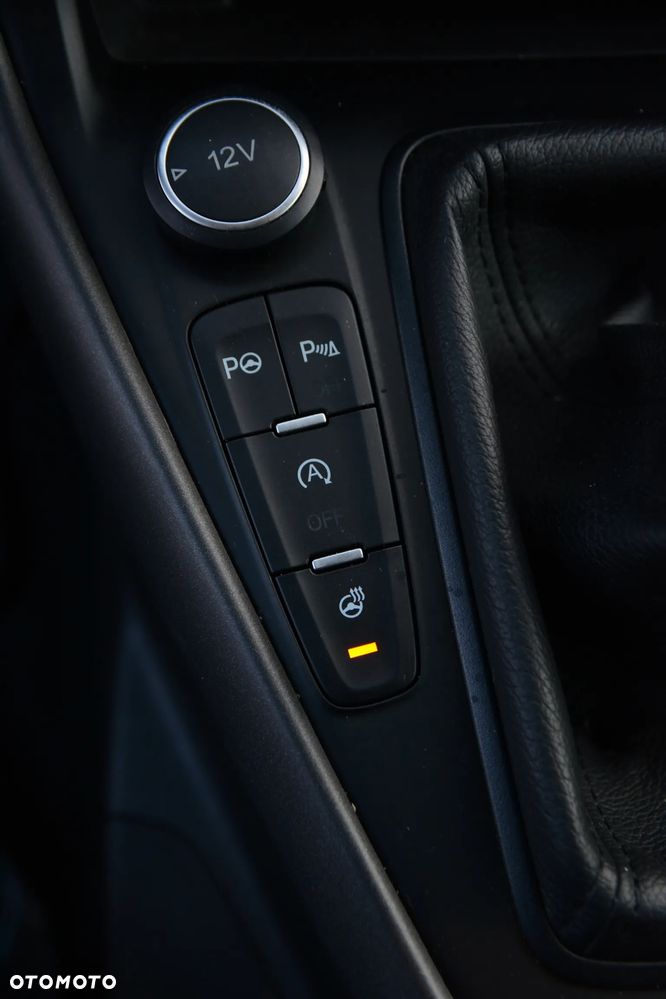Ford Focus - 25