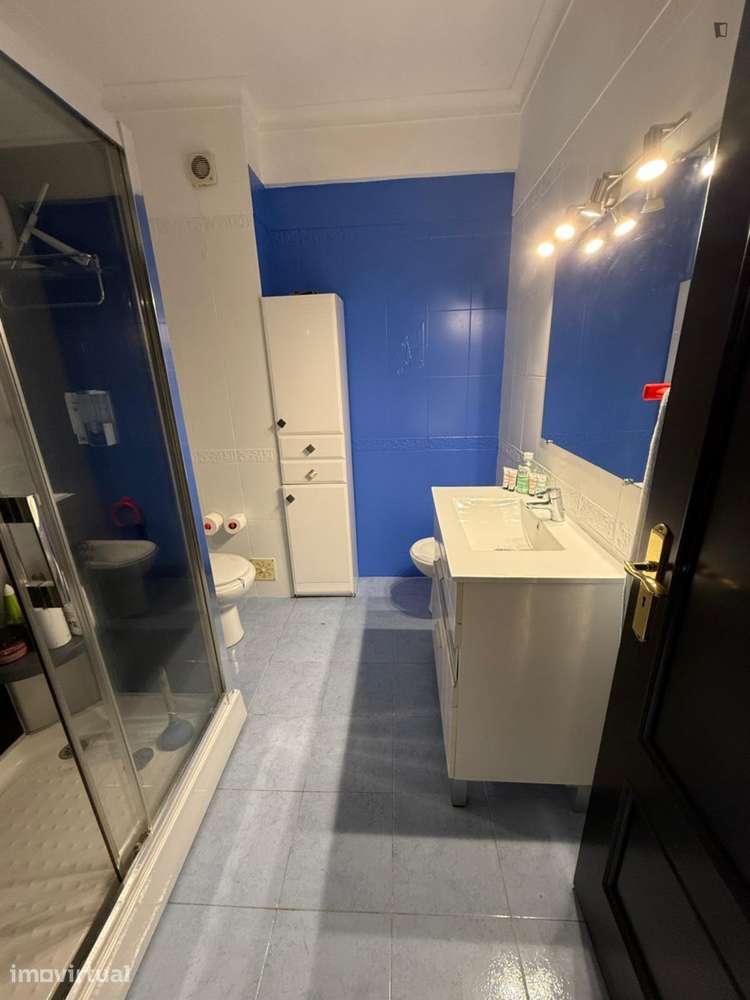 Quarto - localizado em Carcavelos Lisbon - Grande imagem: 2/8