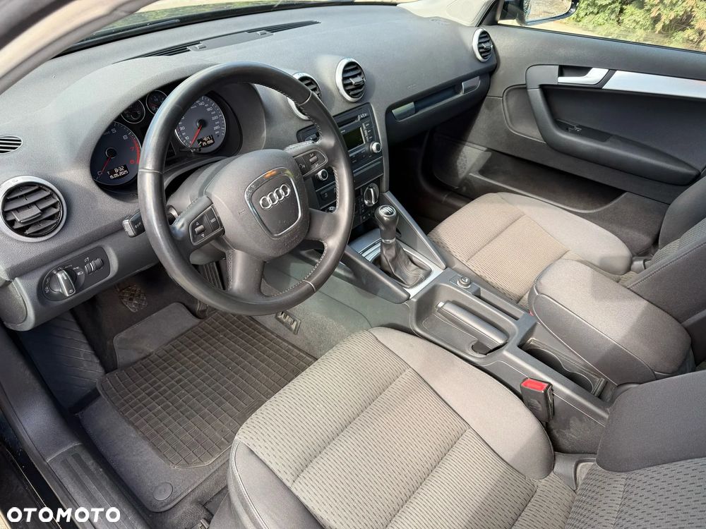 Audi A3 Sportback - 9