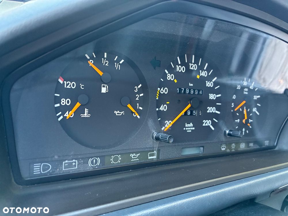 Mercedes-Benz W124 (1984-1993) - 19