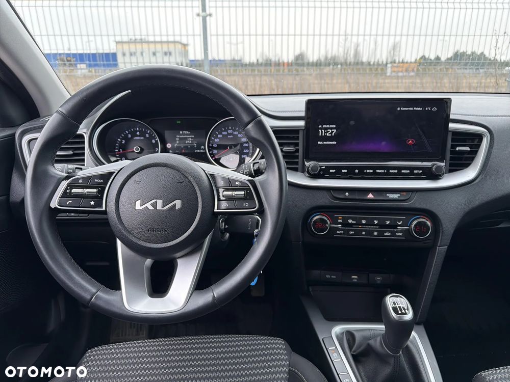 Kia Ceed 1.5 T-GDI M - 17