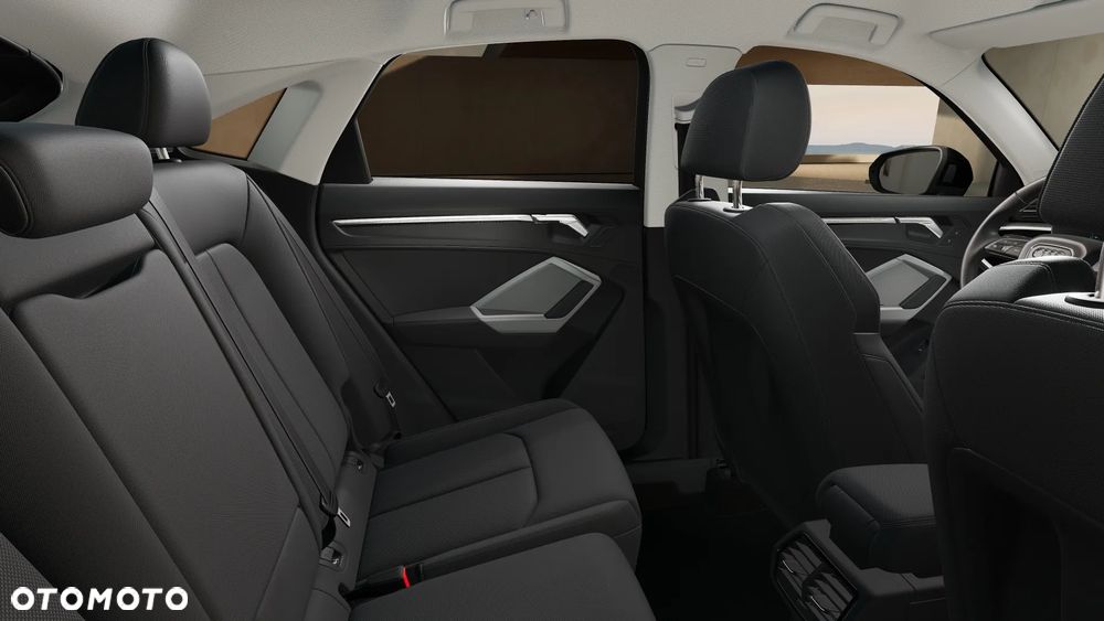 Audi Q3 Sportback - 12