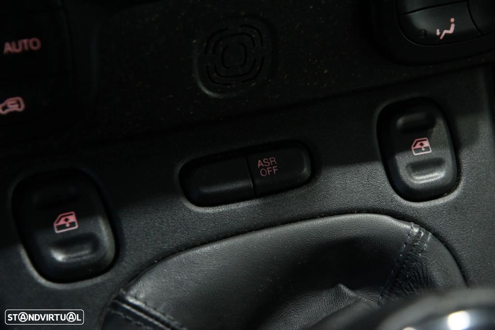Fiat Panda 1.0 Hybrid Cross - 11