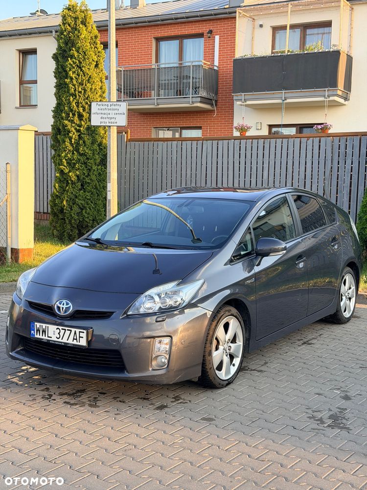 Toyota Prius - 3