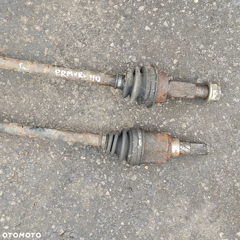 półoś / prawa / lewa / tył / Nissan Murano Z50 3,5 - 2