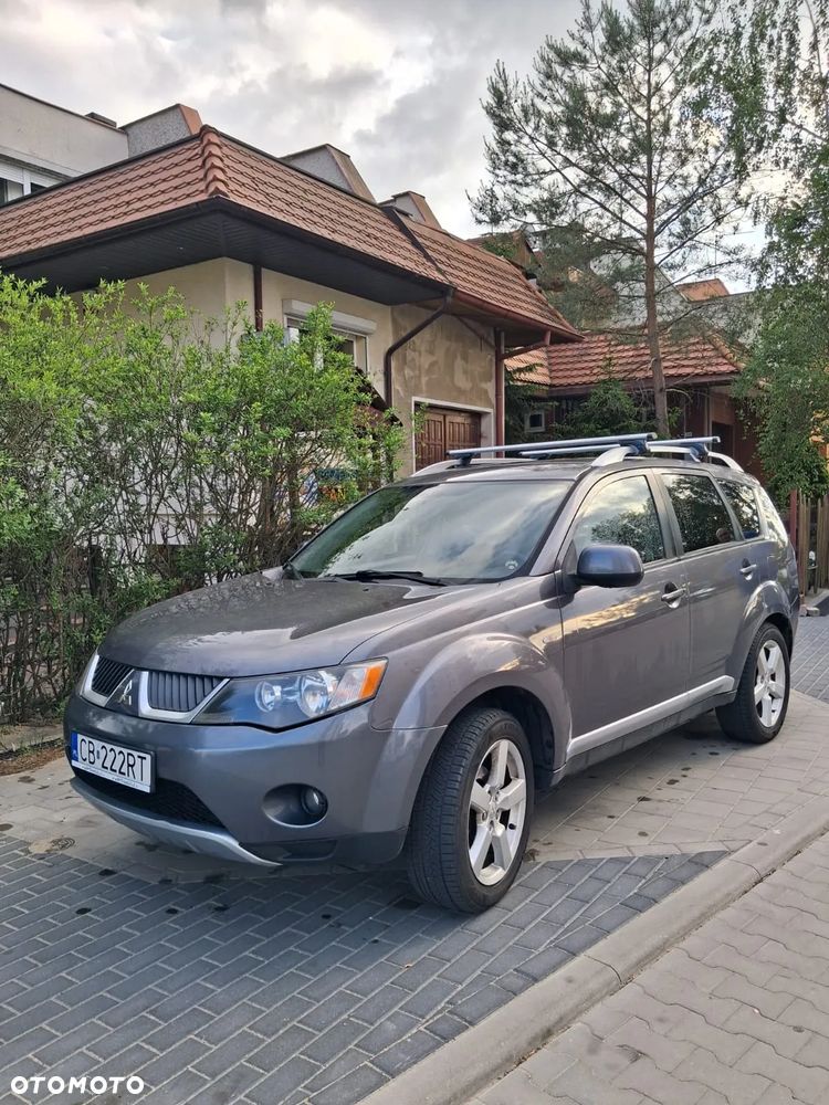 Mitsubishi Outlander 2.0 DID Intense - 1