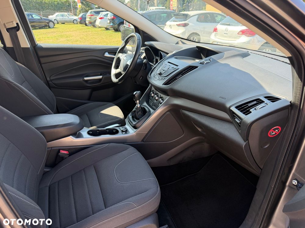 Ford Kuga - 33