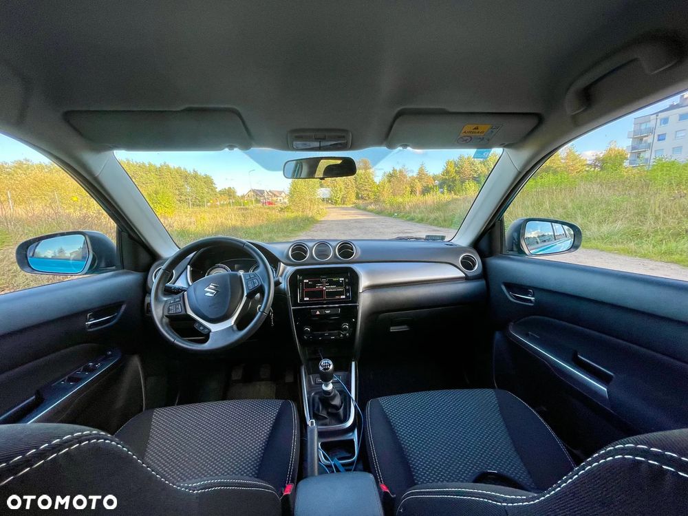 Suzuki Vitara 1.4 Boosterjet Premium 2WD - 16
