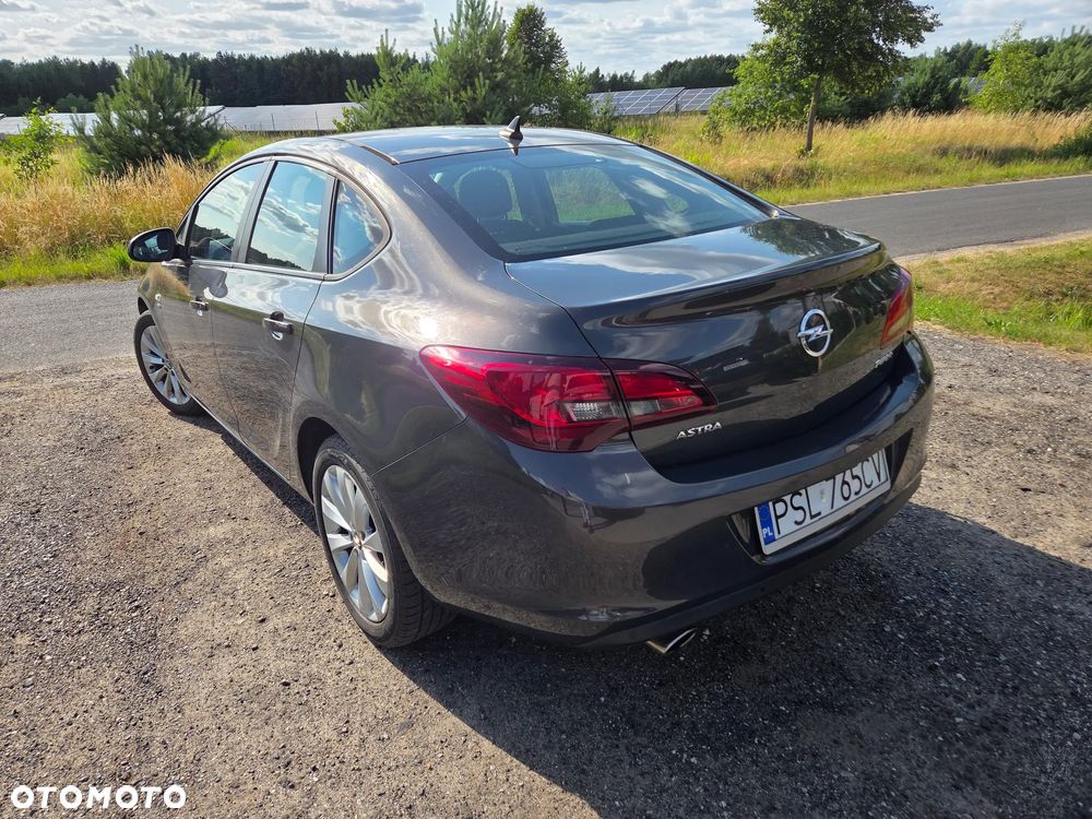 Opel Astra 1.4 T Active EU6 - 5