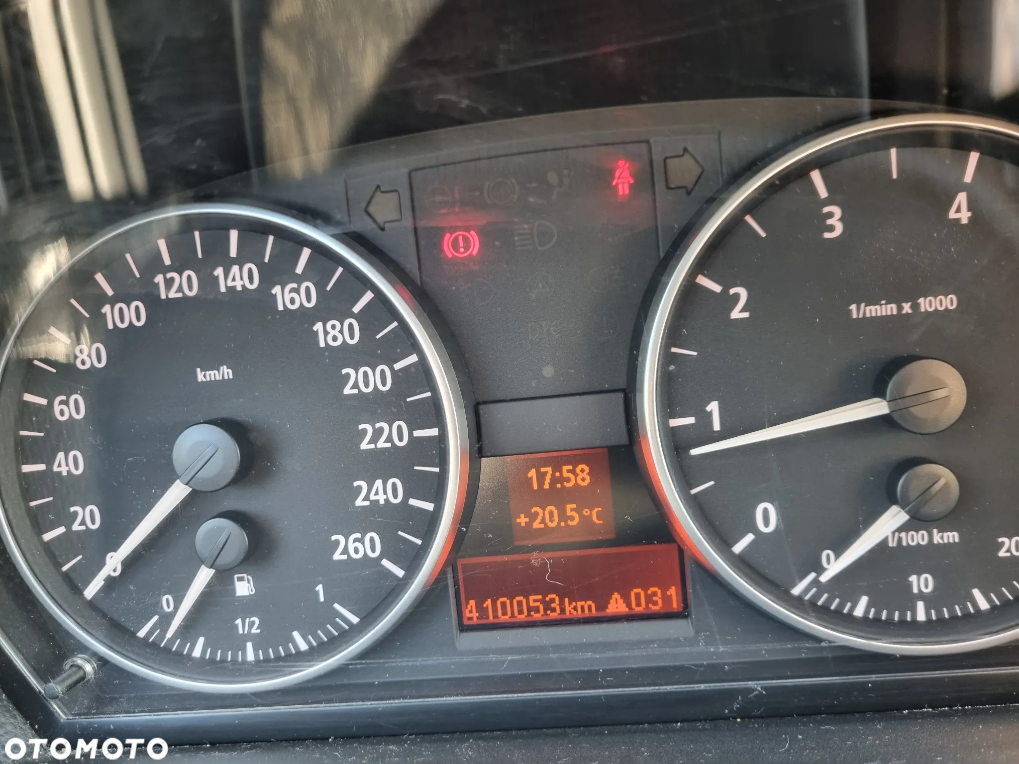 BMW Seria 3 320i - 8