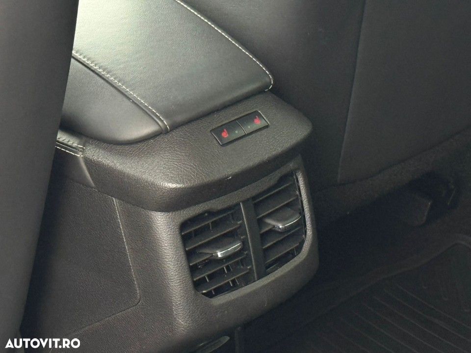 Ford Mondeo - 28