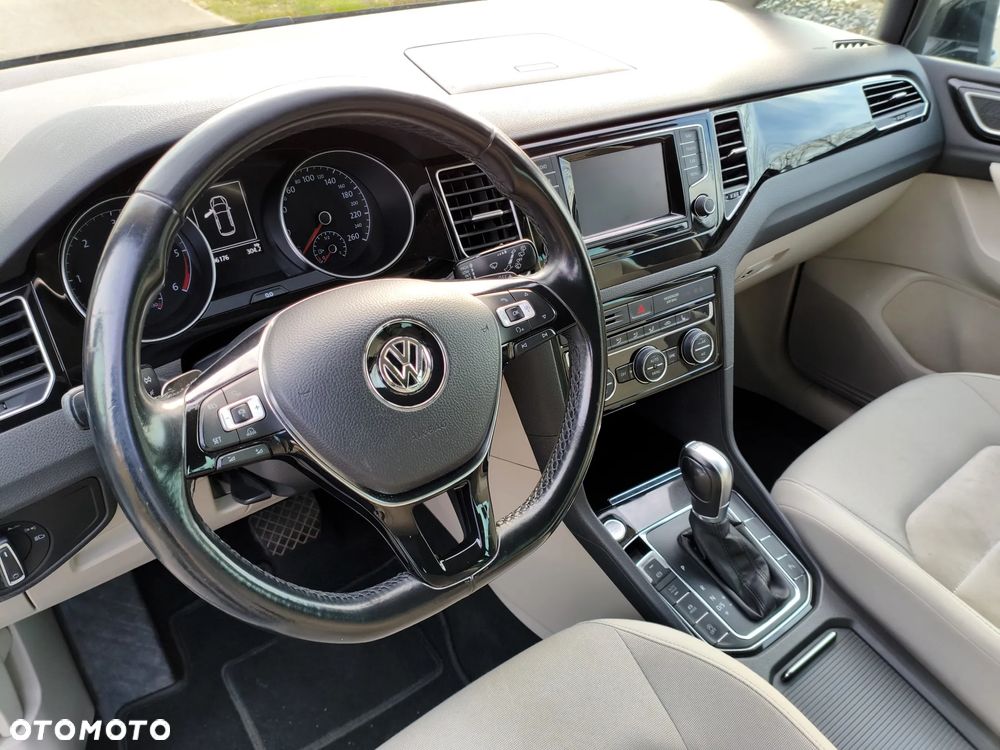 Volkswagen Golf Sportsvan - 21