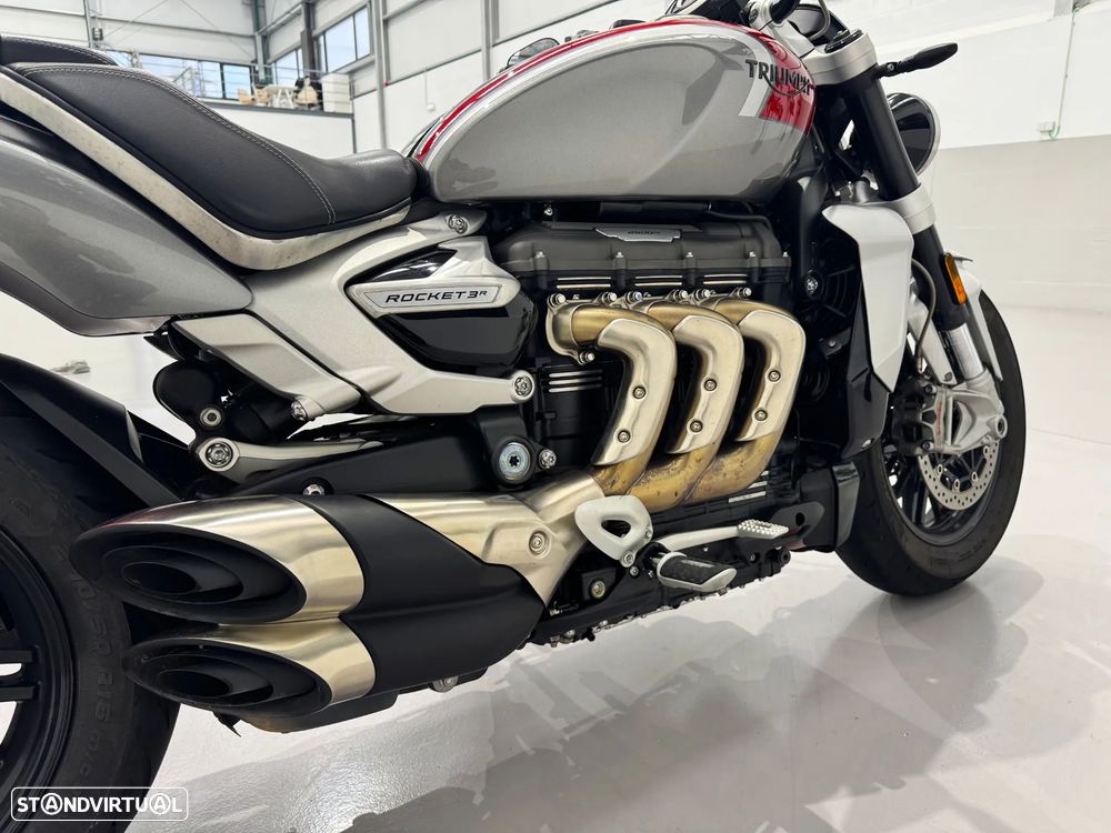 Triumph Rocket 3 R - 13