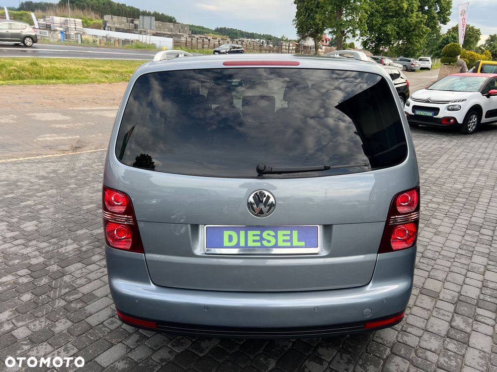 Volkswagen Touran 2.0 TDI Trendline - 8
