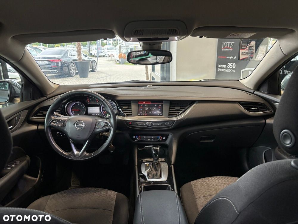 Opel Insignia - 26