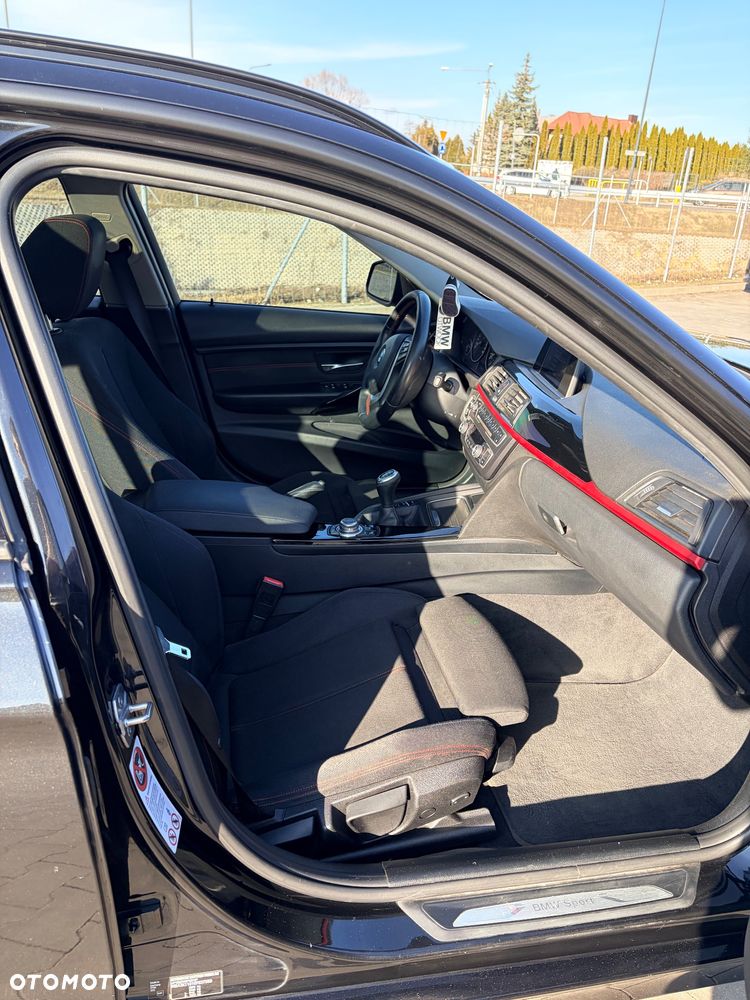 BMW Seria 3 318d Blue Performance Sport Line - 12