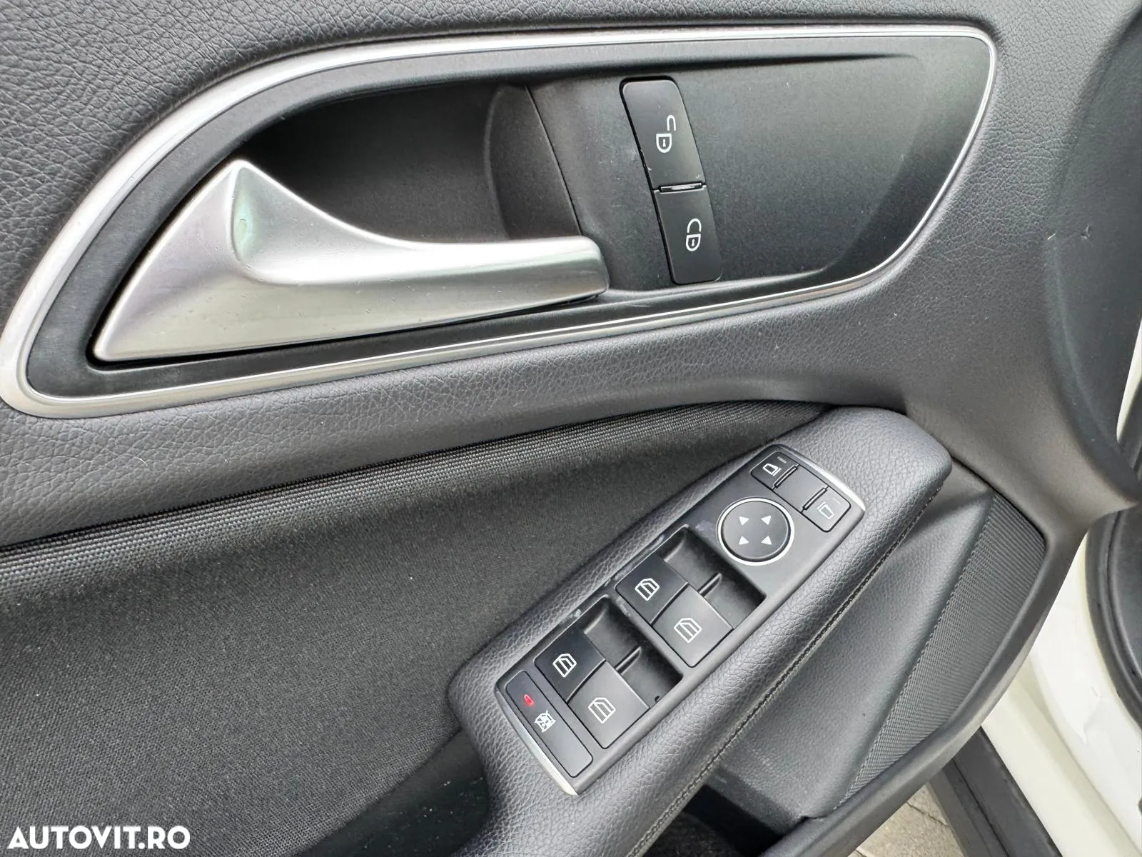 Mercedes-Benz GLA 200 d 4MATIC Aut. - 20
