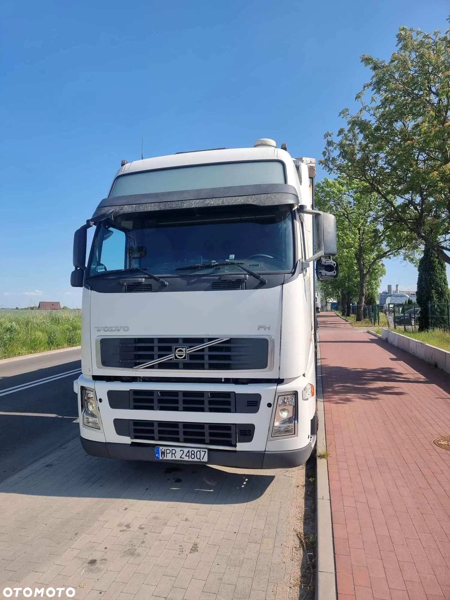 Volvo FH12 440 - 1