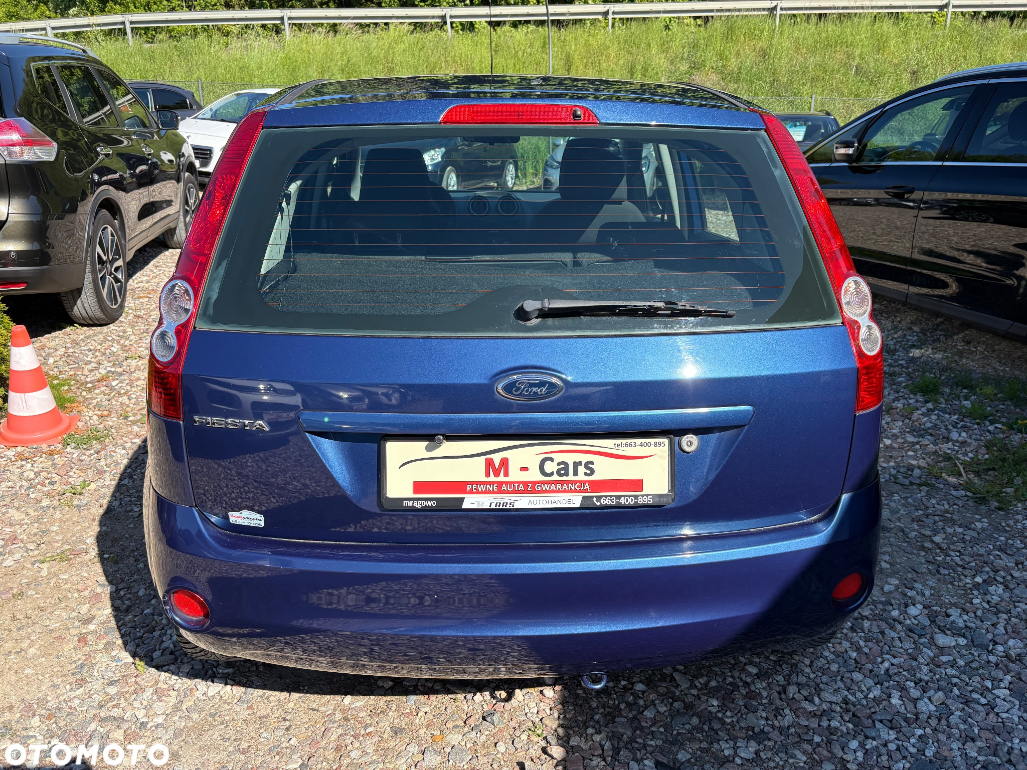 Ford Fiesta 1.4 Ambiente - 8