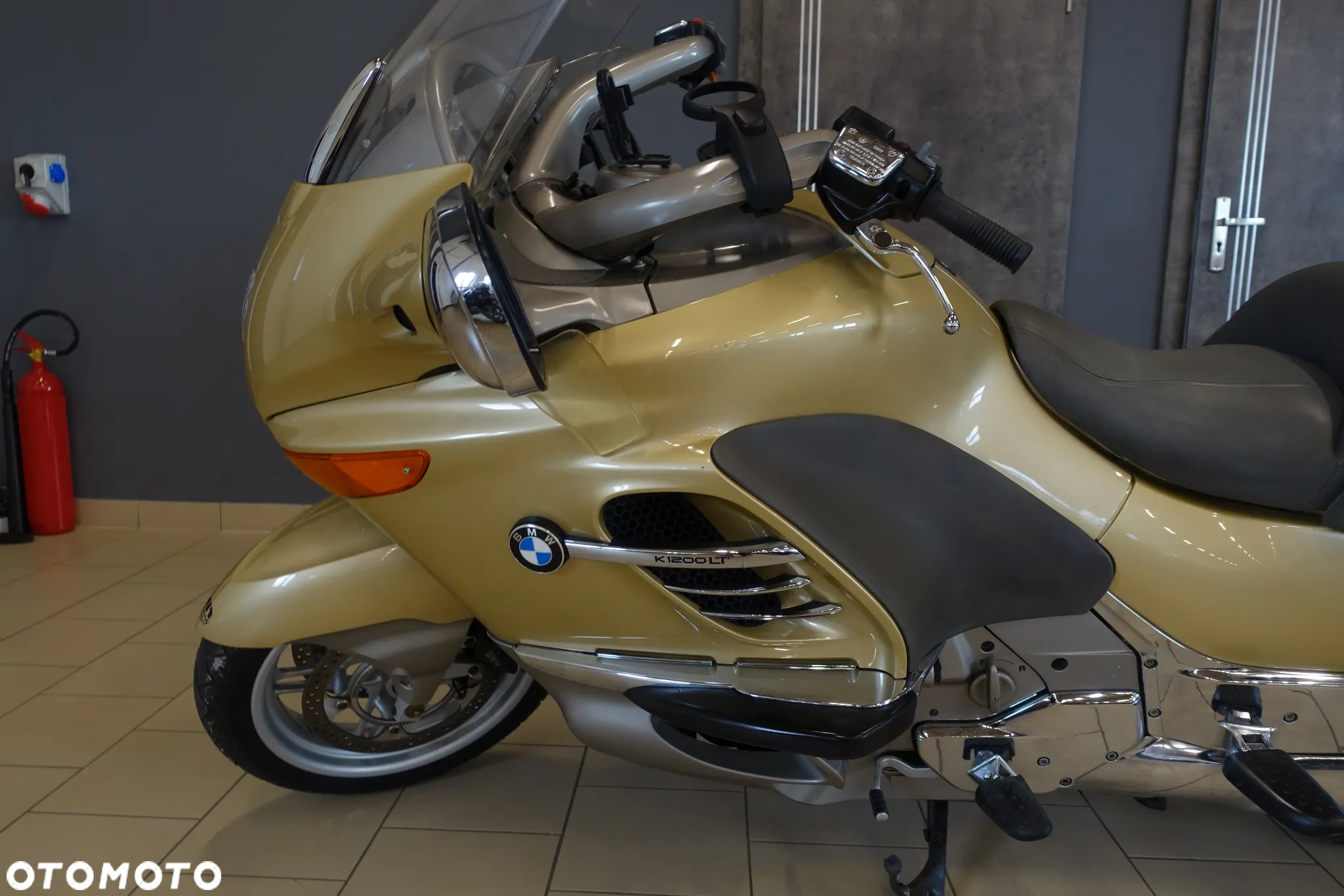 BMW K - 8