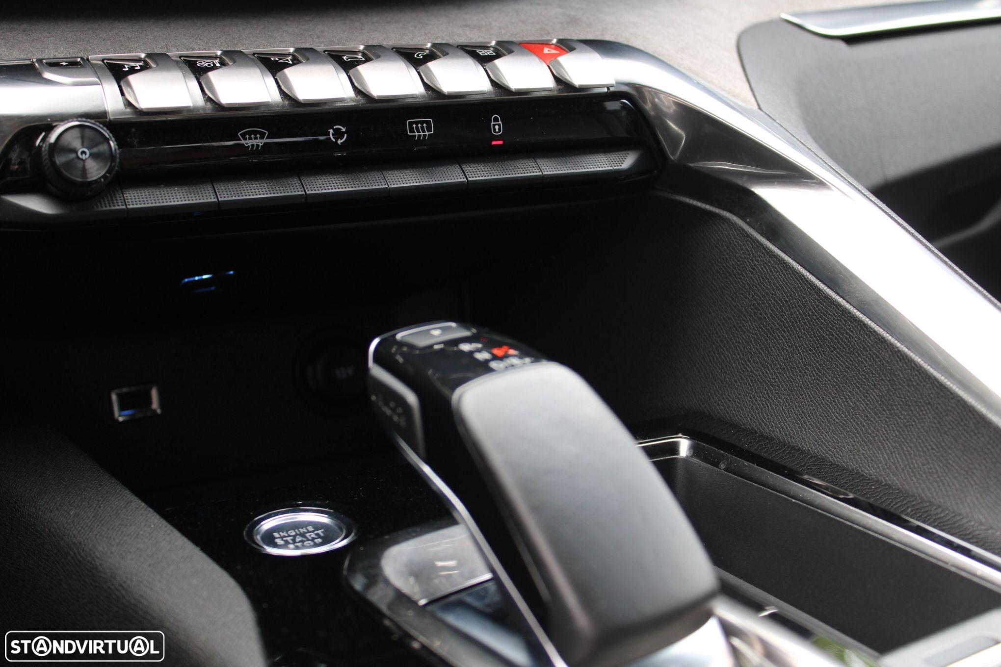 Peugeot 3008 1.6 Hybrid GT e-EAT8 - 22