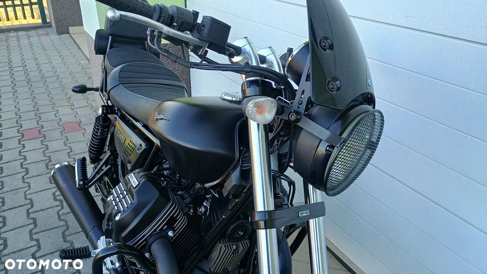 Moto Guzzi V9 - 26