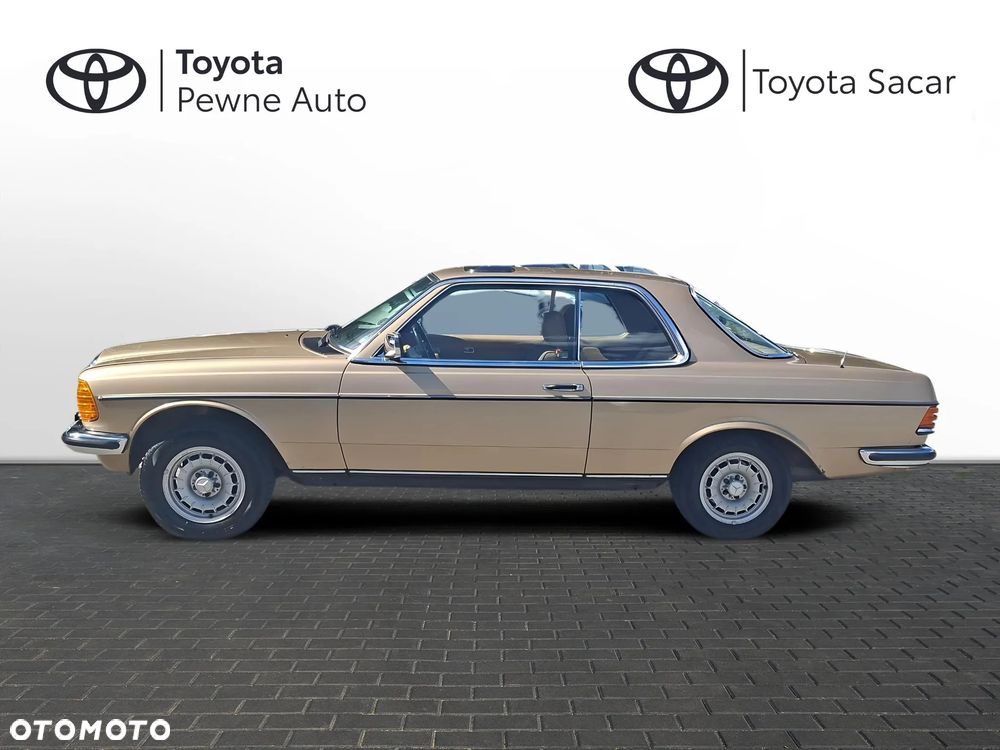 Mercedes-Benz W123 - 2