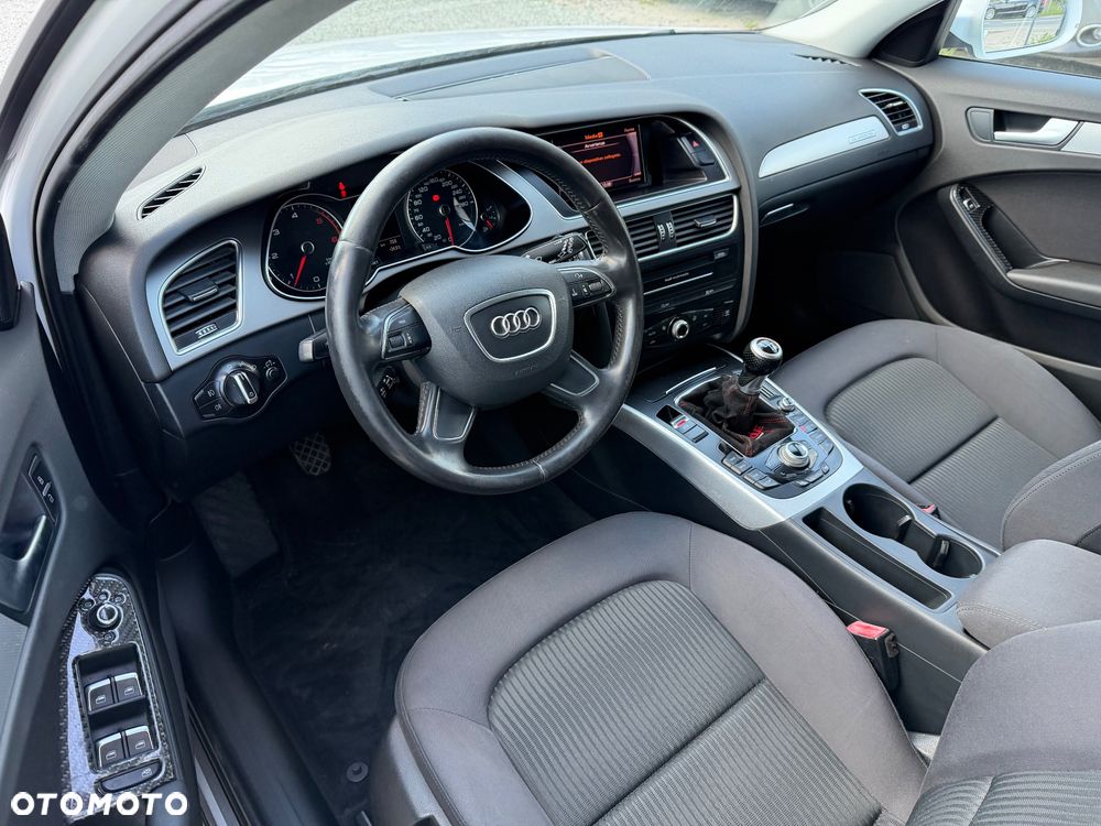 Audi A4 Avant 2.0 TDI DPF quattro S line Sportpaket (plus) - 35
