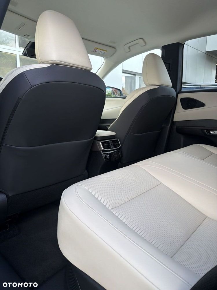 Lexus RX - 22