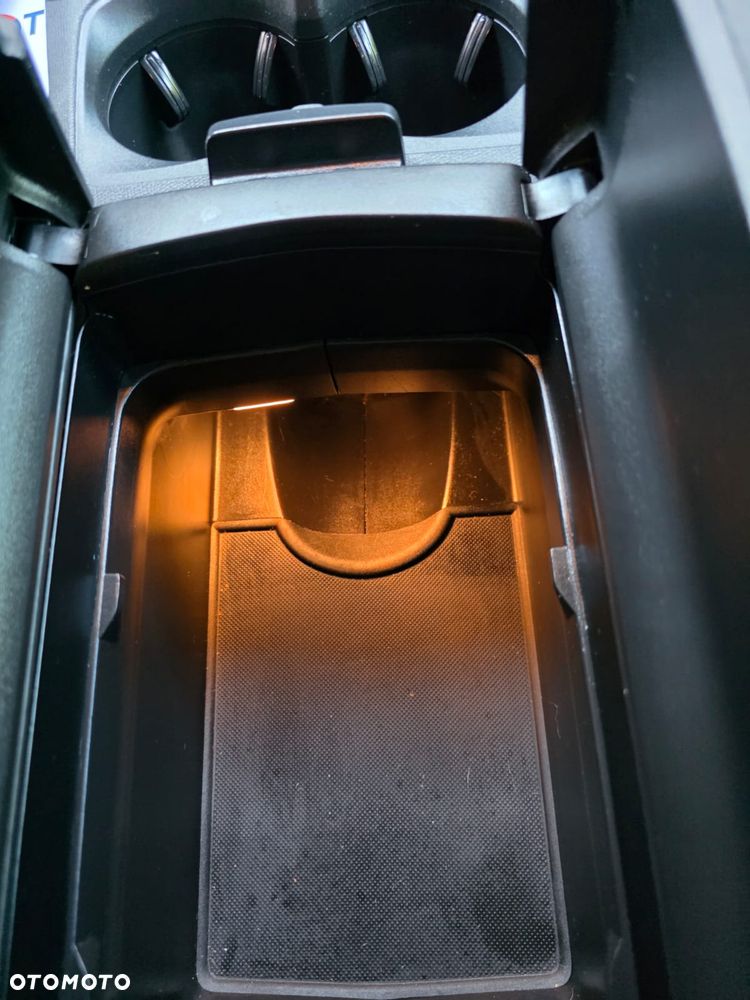 Peugeot 5008 - 39