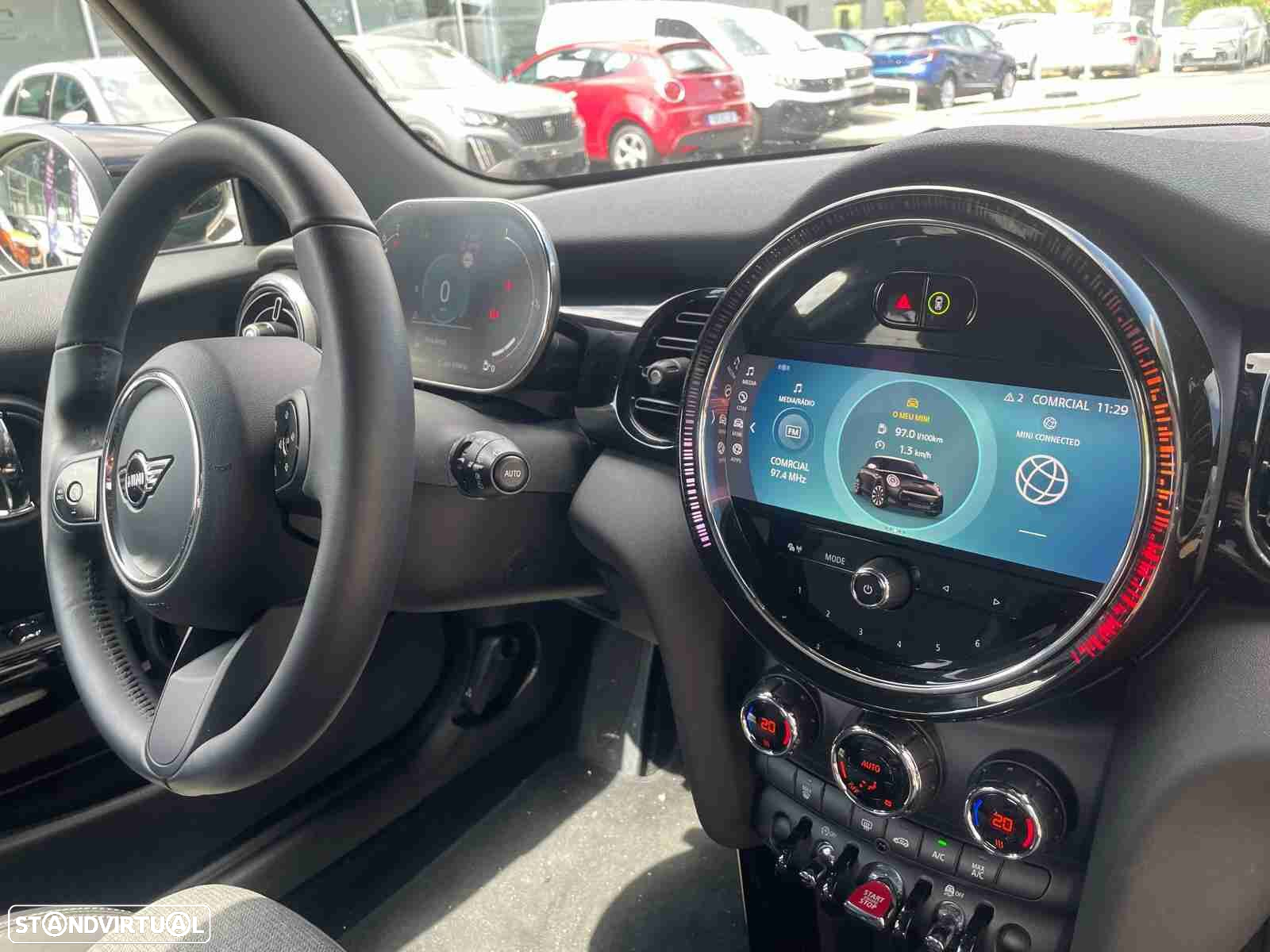 MINI 3 Portas Cooper Premium P. Essential Auto - 10