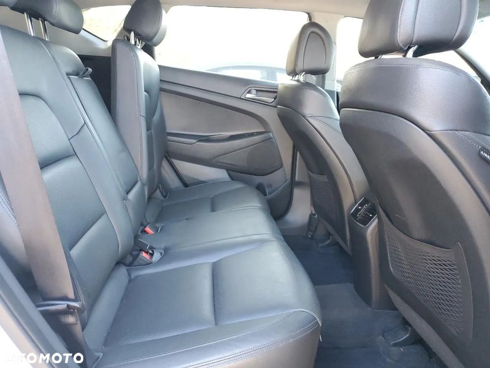 Hyundai Tucson 1.6 GDi 4WD DCT Premium - 10