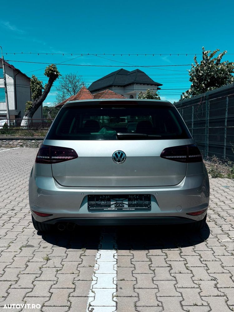 Volkswagen Golf 2.0 TDI BMT Highline - 4