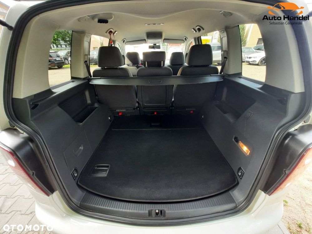 Volkswagen Touran 1.4 TSI Highline - 17