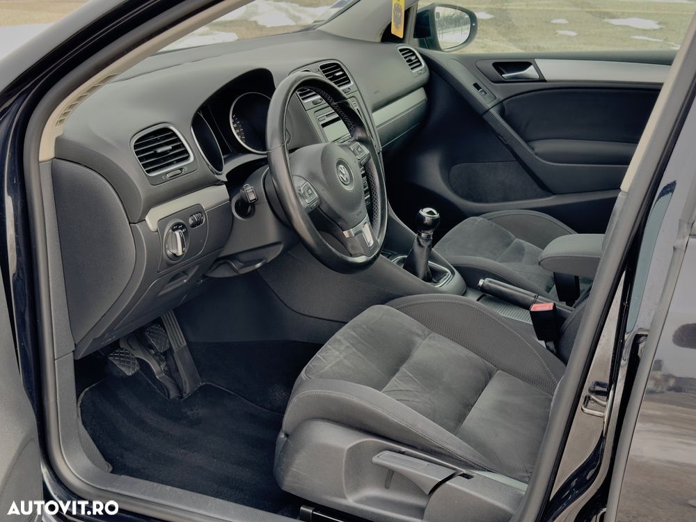 Volkswagen Golf 2.0 TDI DPF Highline - 7